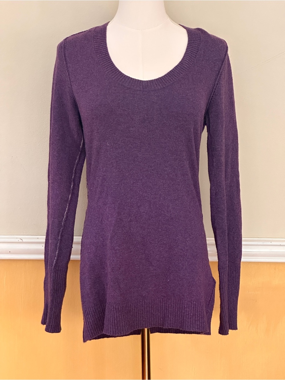 Banana Republic Cashmere-Blend Purple Scoop Neck Sweater
